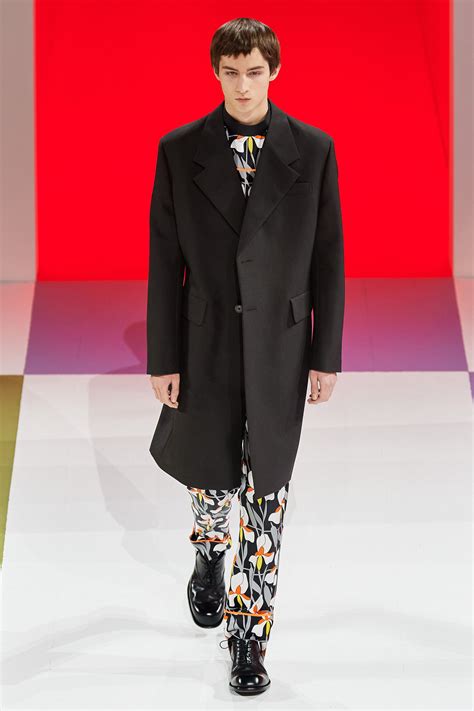 sfilata prada 2020 uomo|Prada Fall 2020 Menswear Collection .